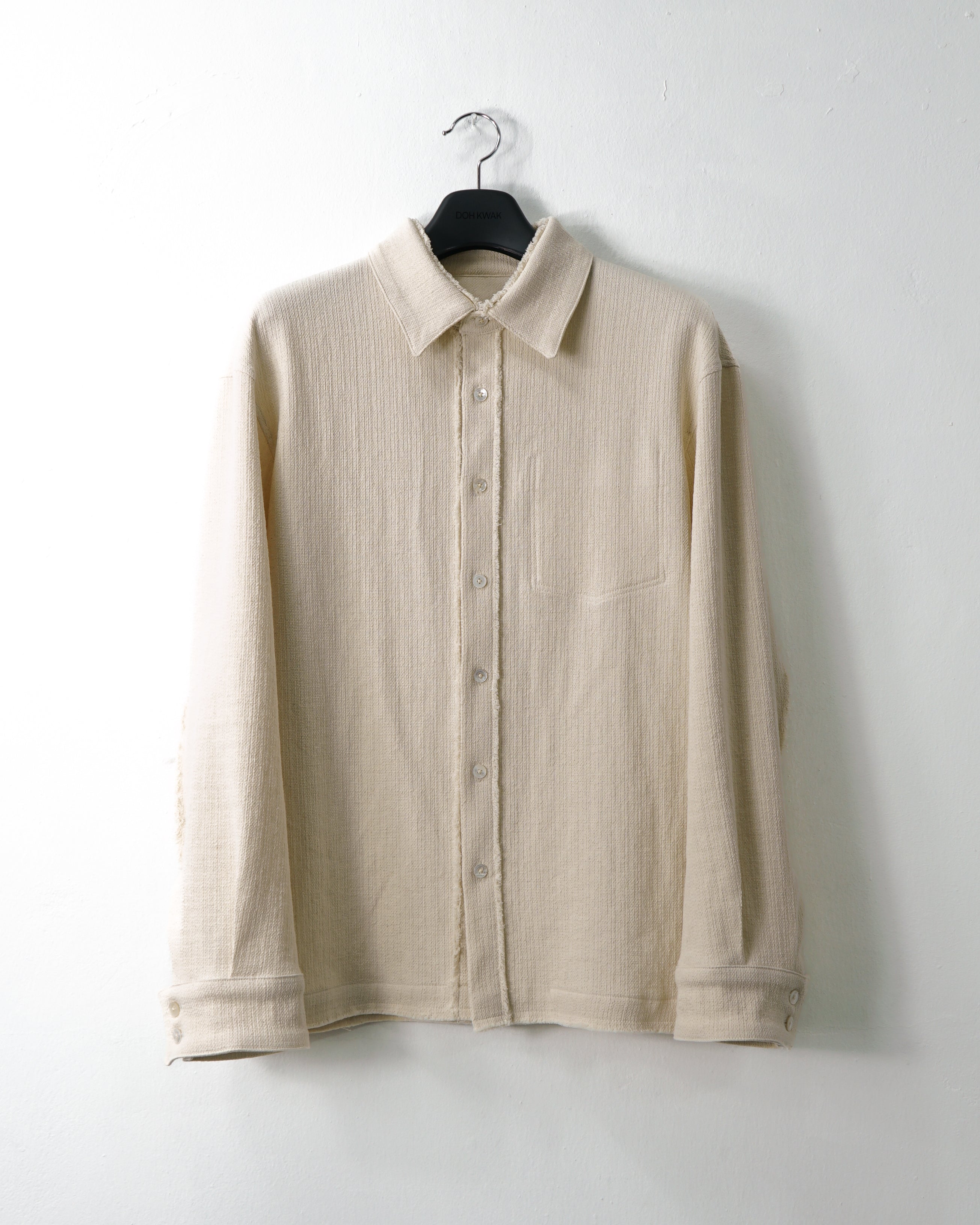 Raw-Edged Collar Shirt