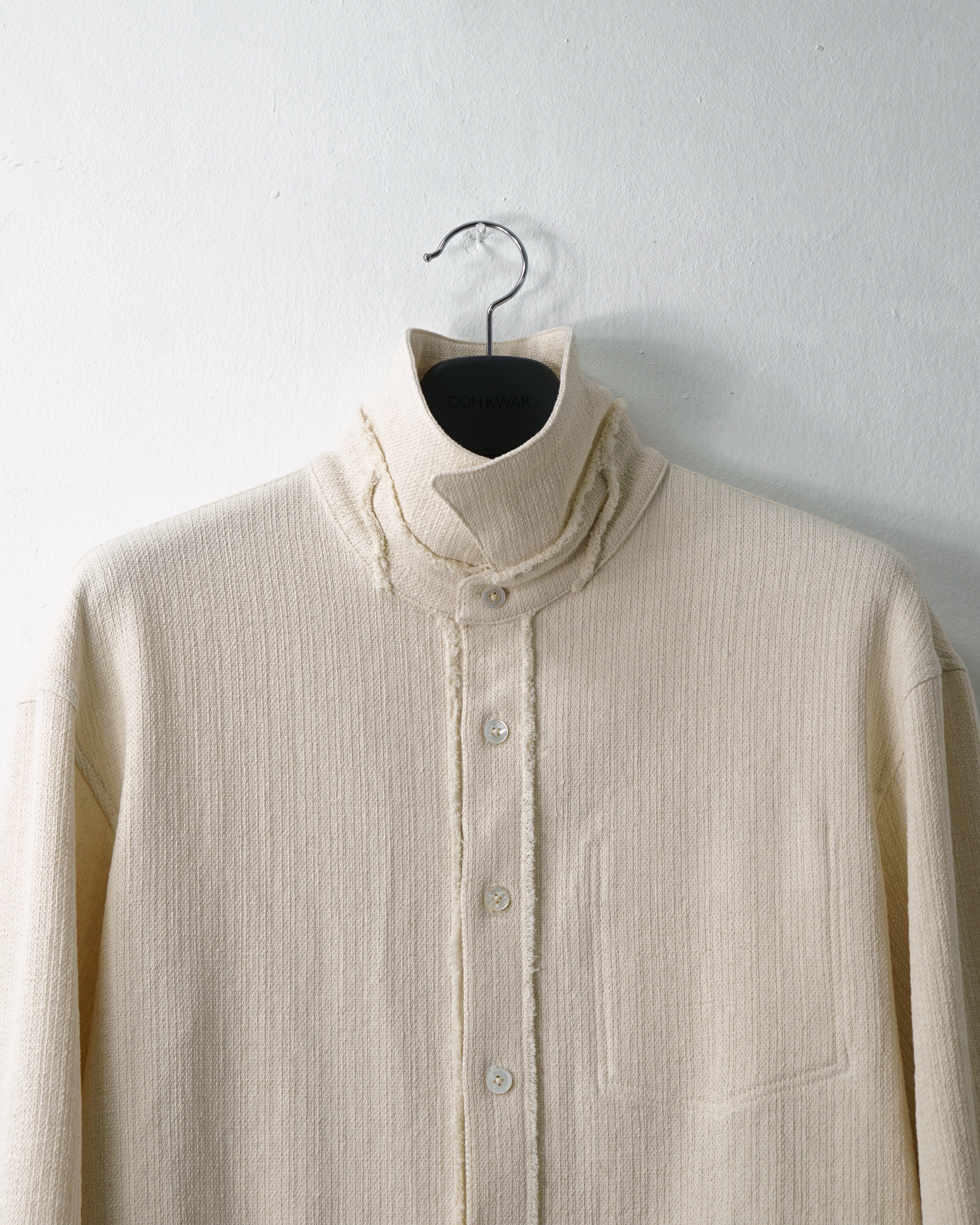 Raw-Edged Collar Shirt